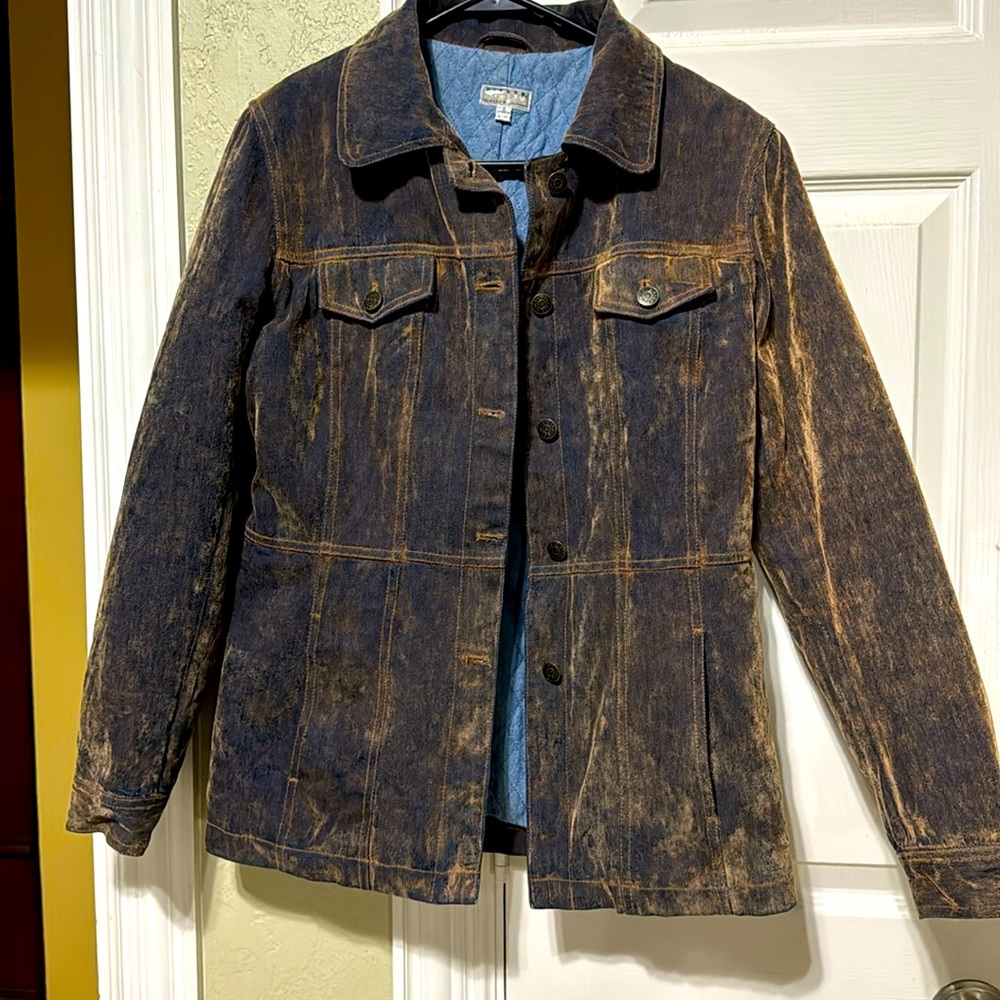 Guaca distressed Jean jacket in brown